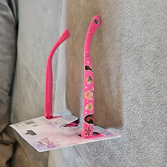 NWT Disney Bundle: FROZEN Elsa Anna Beach Towel, Doll Toy, PRINCESS Sunglasses - Picture 11 of 14